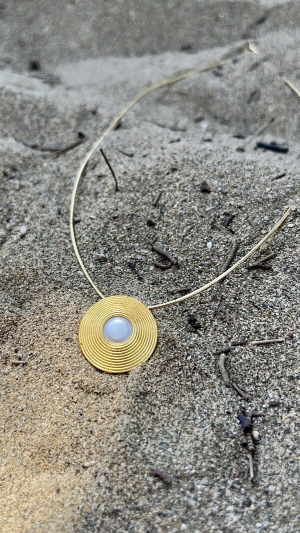 Circle large pearl necklace - Image 2